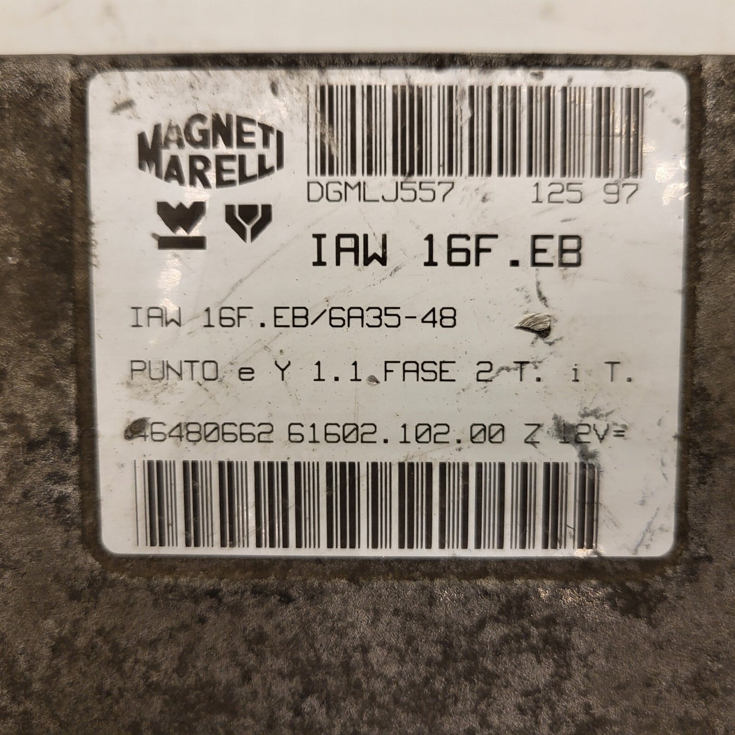 FIAT PUNTO LANCIA Y 1.1 ECU / IAW 16F.EB / 46480662 /  IAW16F.EB / MAGNETI MAREL