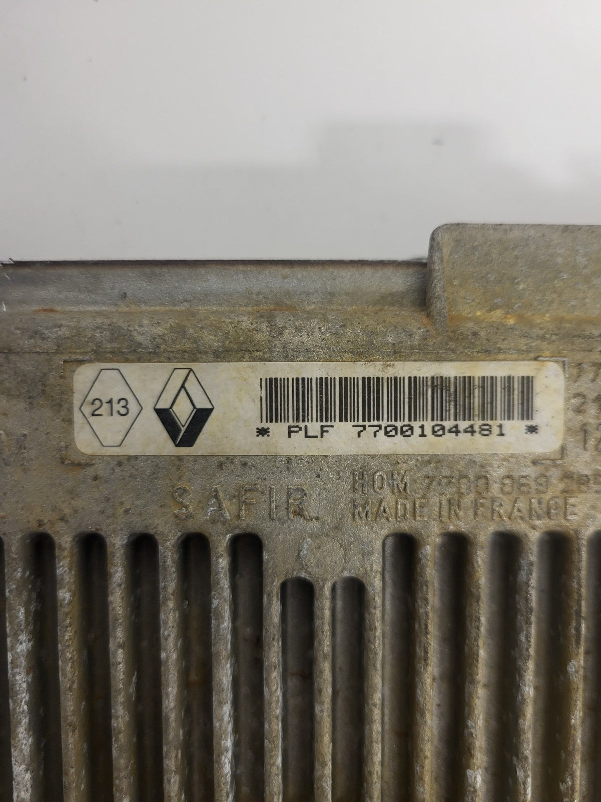 Renault Clio I 1.2 ECU / 7700104481 / 7700102990 / 7700868295 / 21623427-4 / SAG