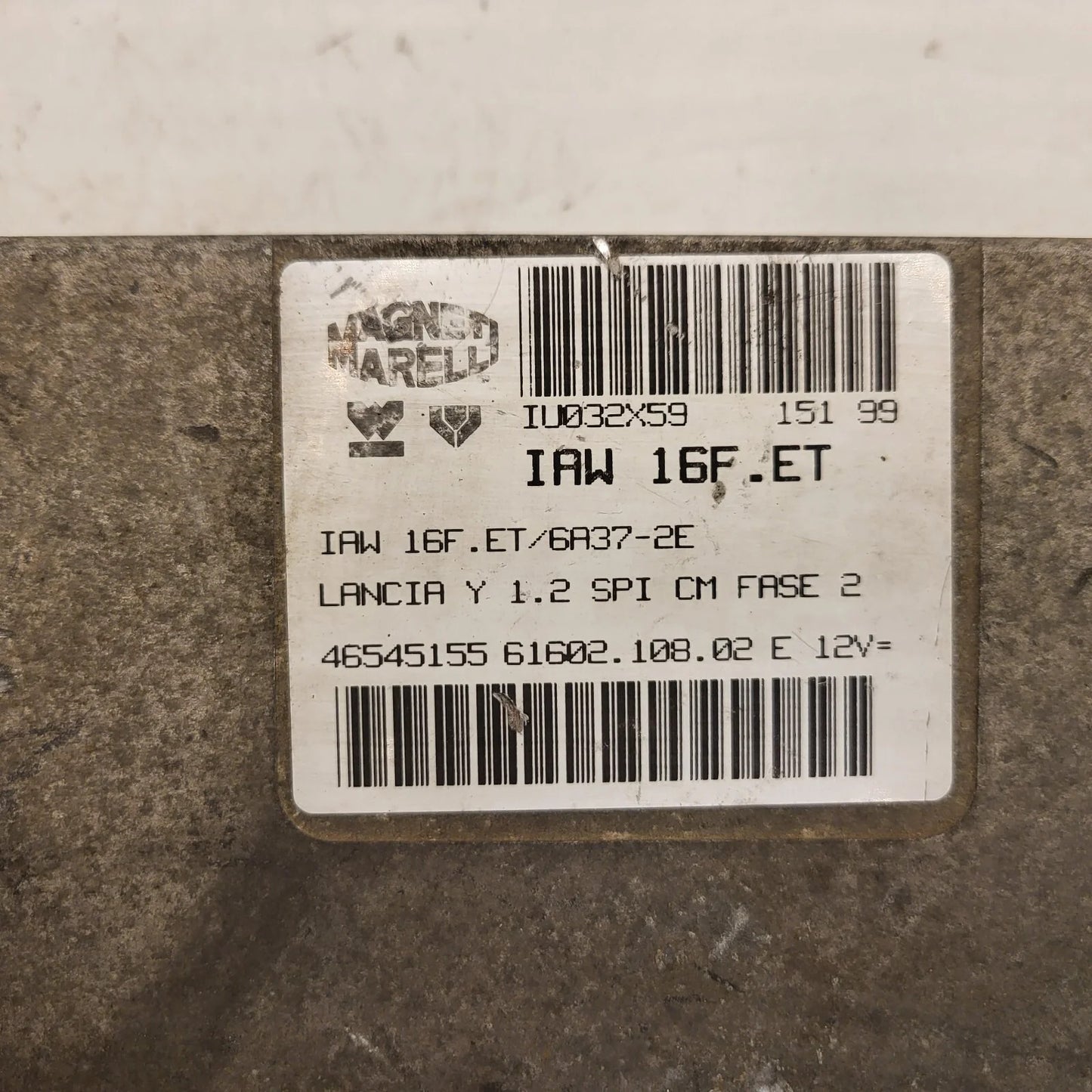 Fiat Punto 1.1 ECU / IAW 16F.EB / 7795574 / 61602.063.01 / MAGNETI MARELLI