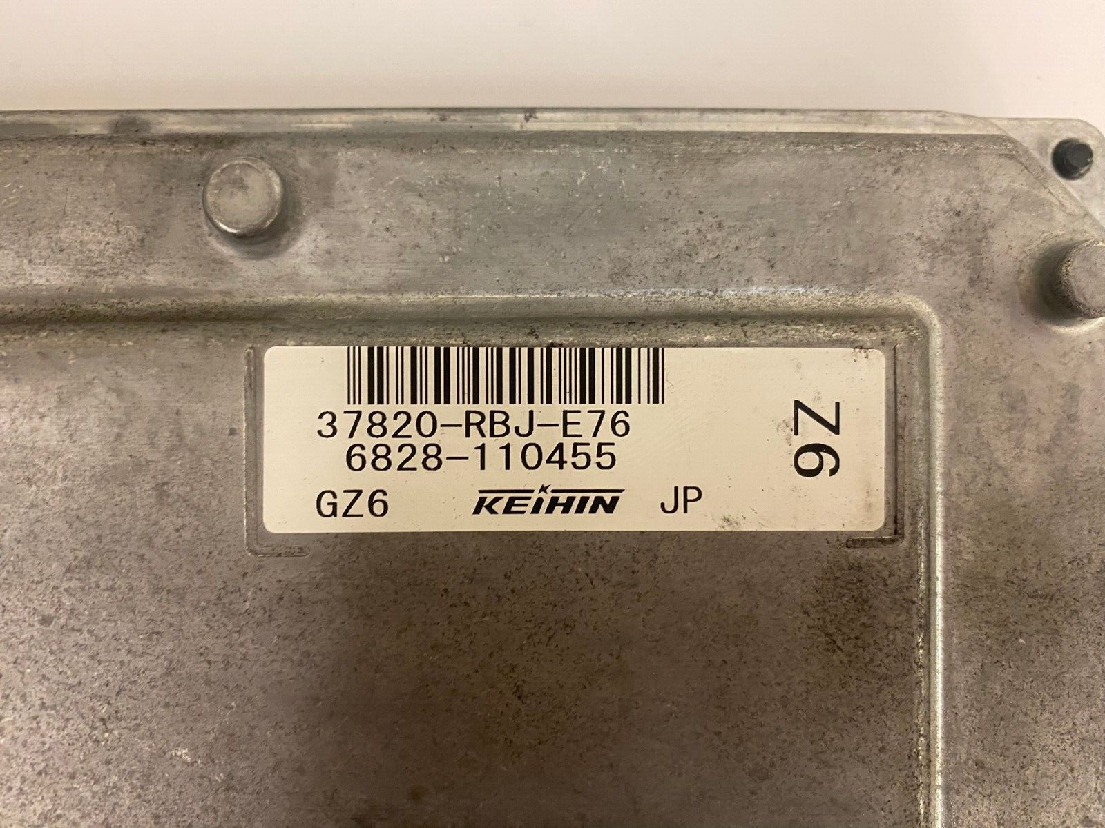 HONDA INSIGHT 1.3 ECU / 37820-RBJ-E76 / 6828-110455 / KEIHIN