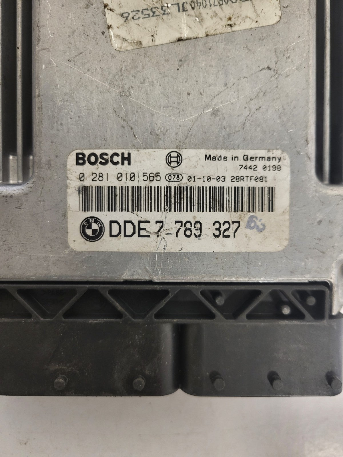 BMW ECU / 0281010565 / DDE7789327 / 7789327 / BOSCH