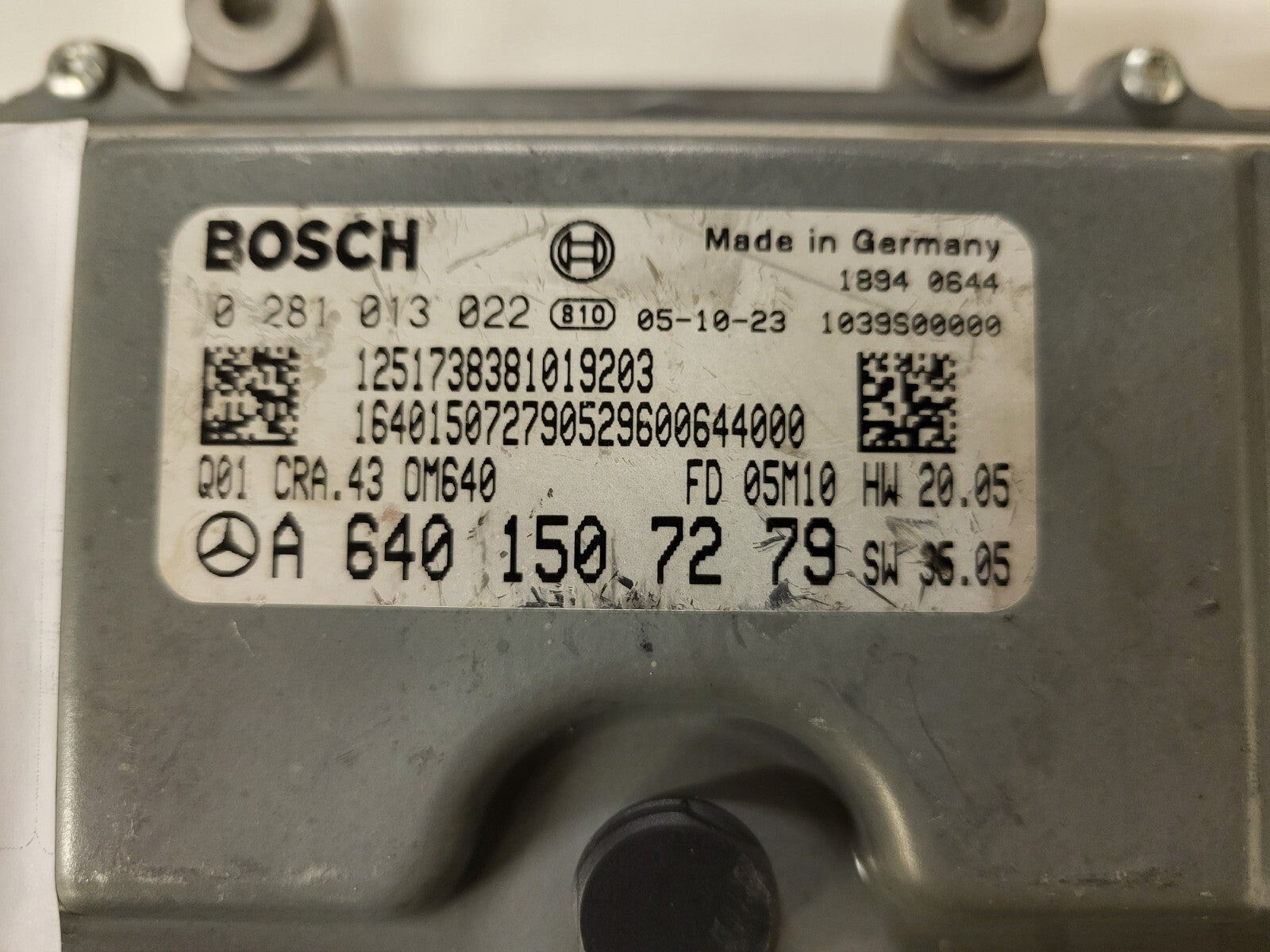 MERCEDES BENZ A B / 0281013022 / A6401507279 / BOSCH CRA.43 OM640