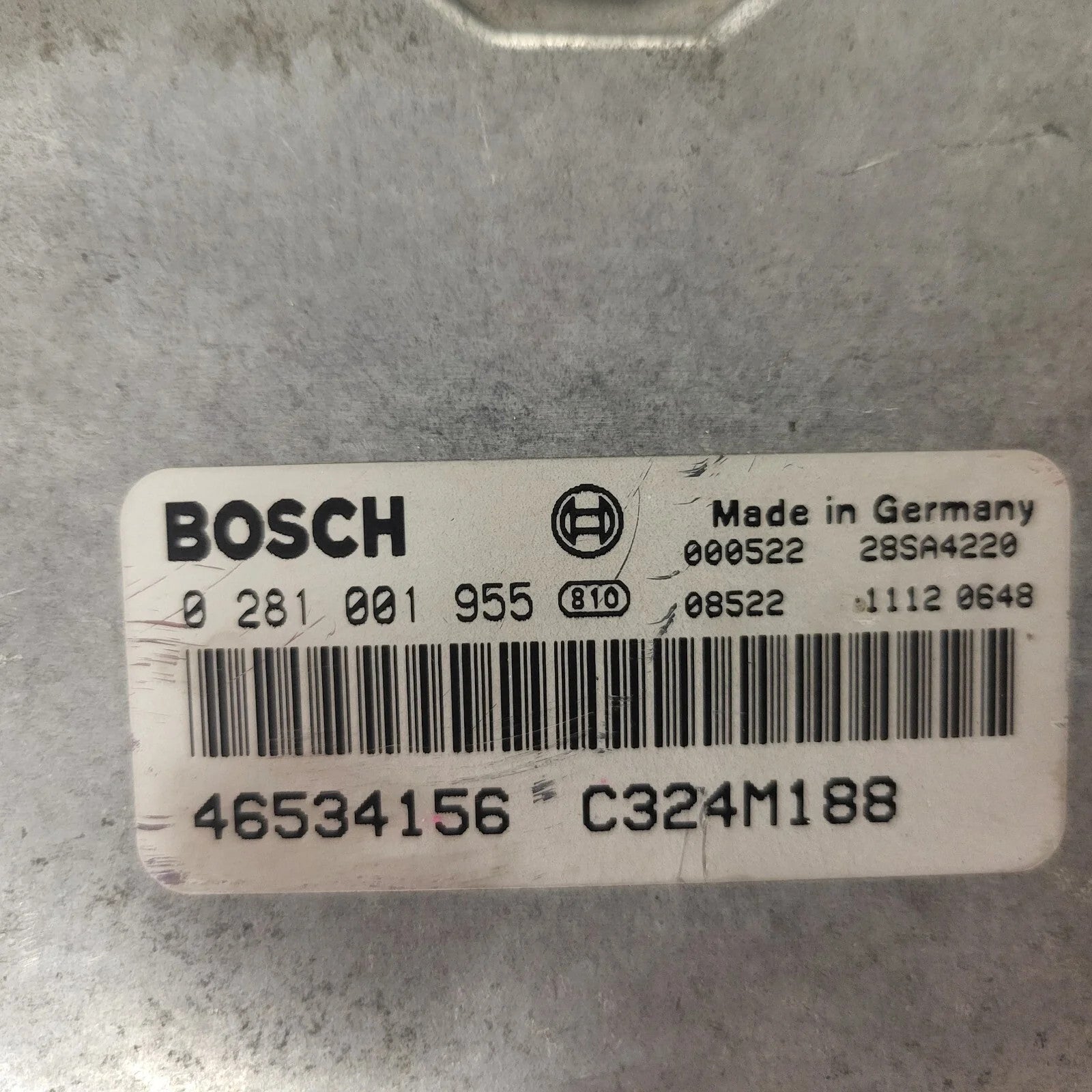 FIAT PUNTO 188 1.9 JTD ECU / 0281001955 / 46534156 / BOSCH