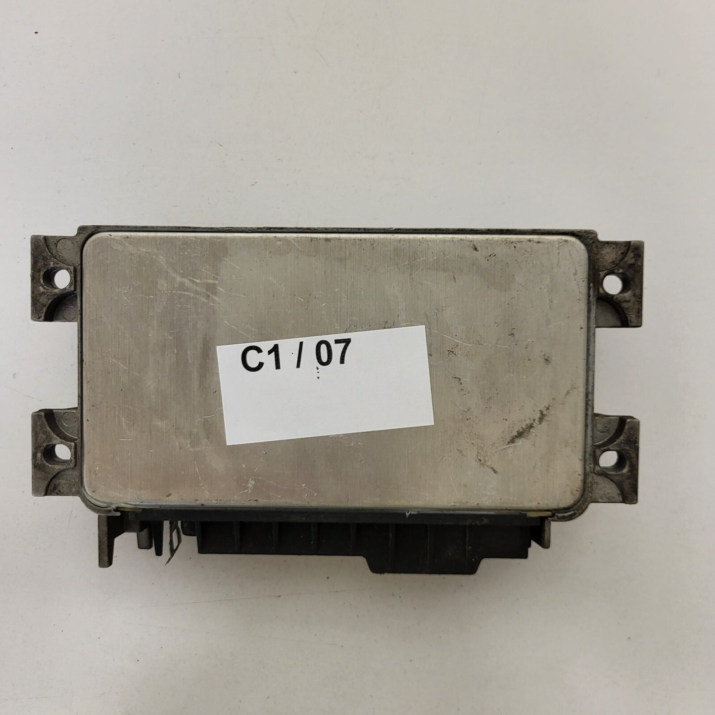 Fiat Punto 1.1 ECU / 46467018 / IAW16F.EB / 61602.063.02 / MAGNETI MARELLI