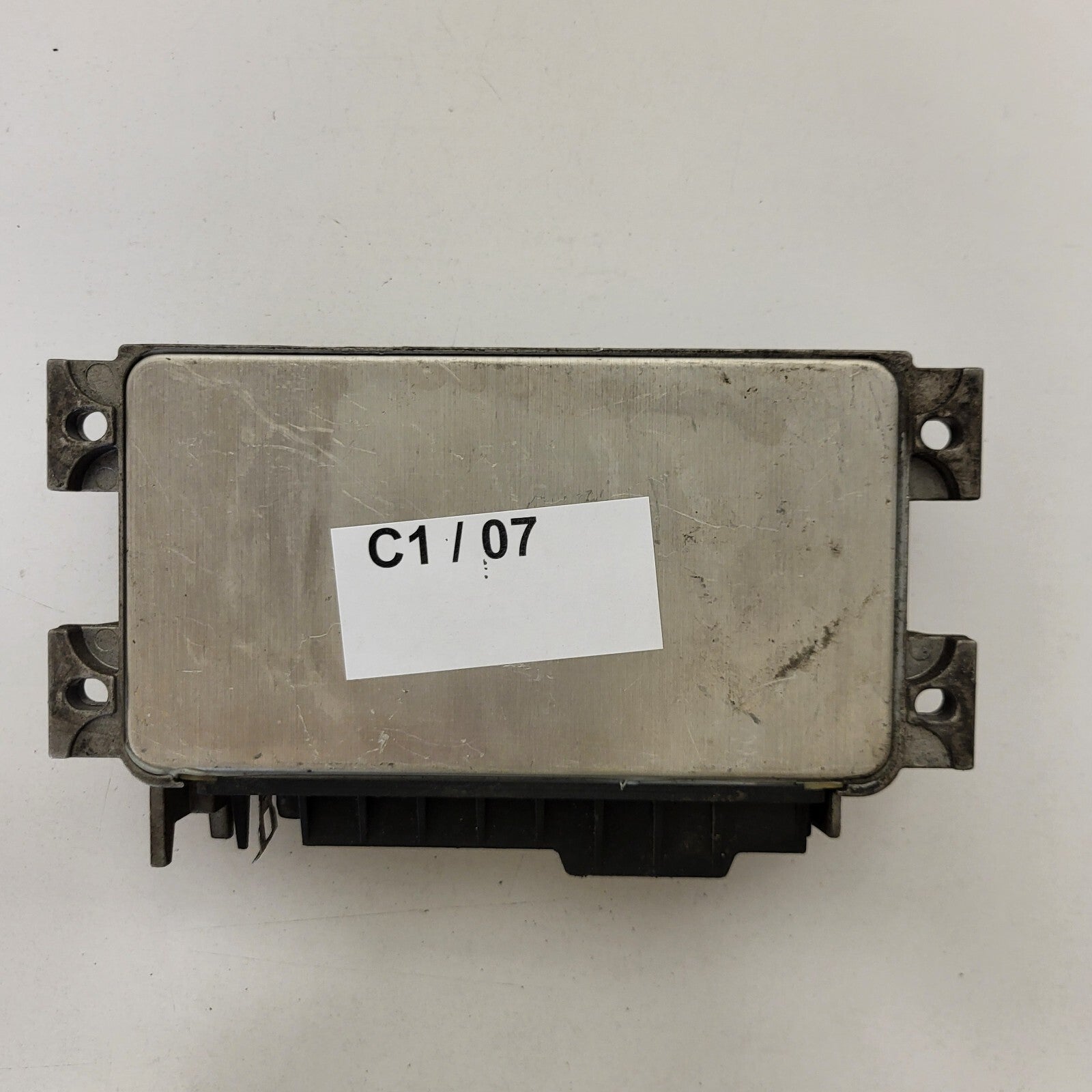 Fiat Punto 1.1 ECU / 46467018 / IAW16F.EB / 61602.063.02 / MAGNETI MARELLI