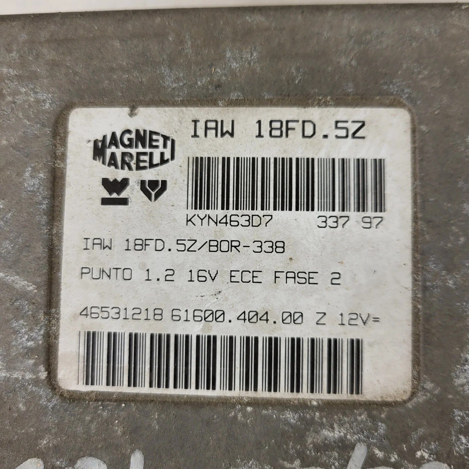 Fiat Punto 1.2 16V ECU / IAW 18FD.5Z / 46531218 / 61600.404.00 / MAGNETI MARELLI
