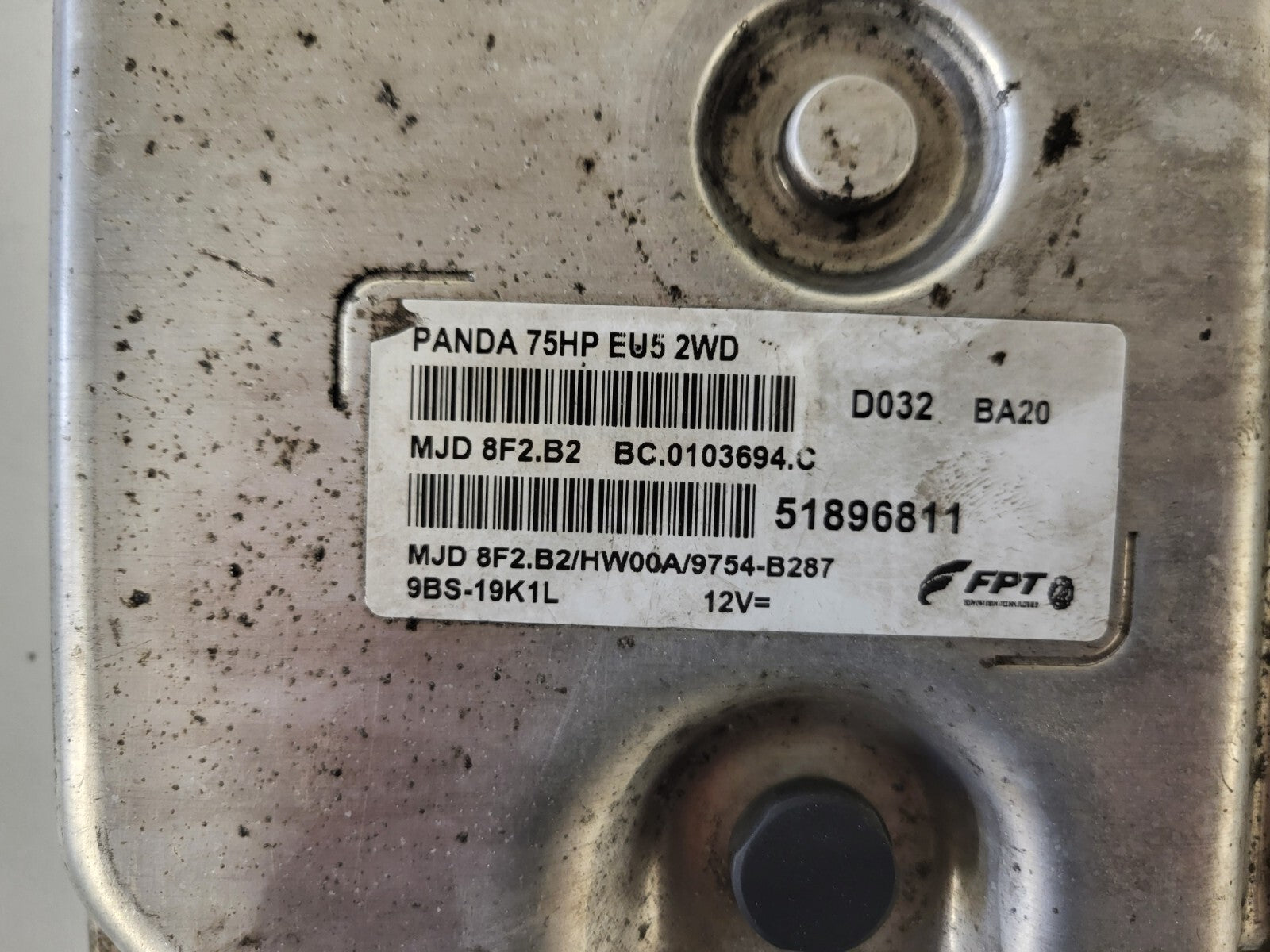 FIAT PANDA 1.3 MULTIJET EURO 5 ECU / MJD 8F2.B2 / 51896811 / HW00A / BC.0103694.