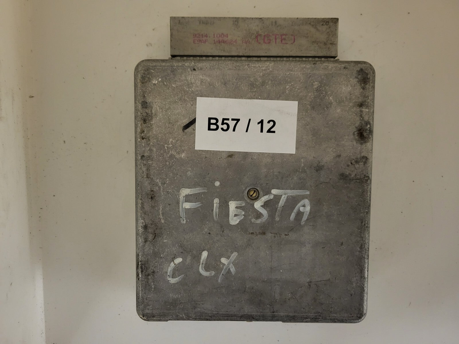 Ford Fiesta ECU / 92FB-12A650-FB / 2FFB / CSD-201 / EEC-IV