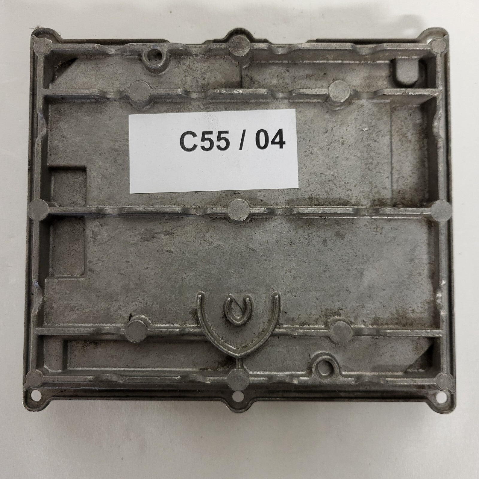 SMART FORTWO ECU / 0261205004 / 0003107V006 / HW 32.98 / BOSCH