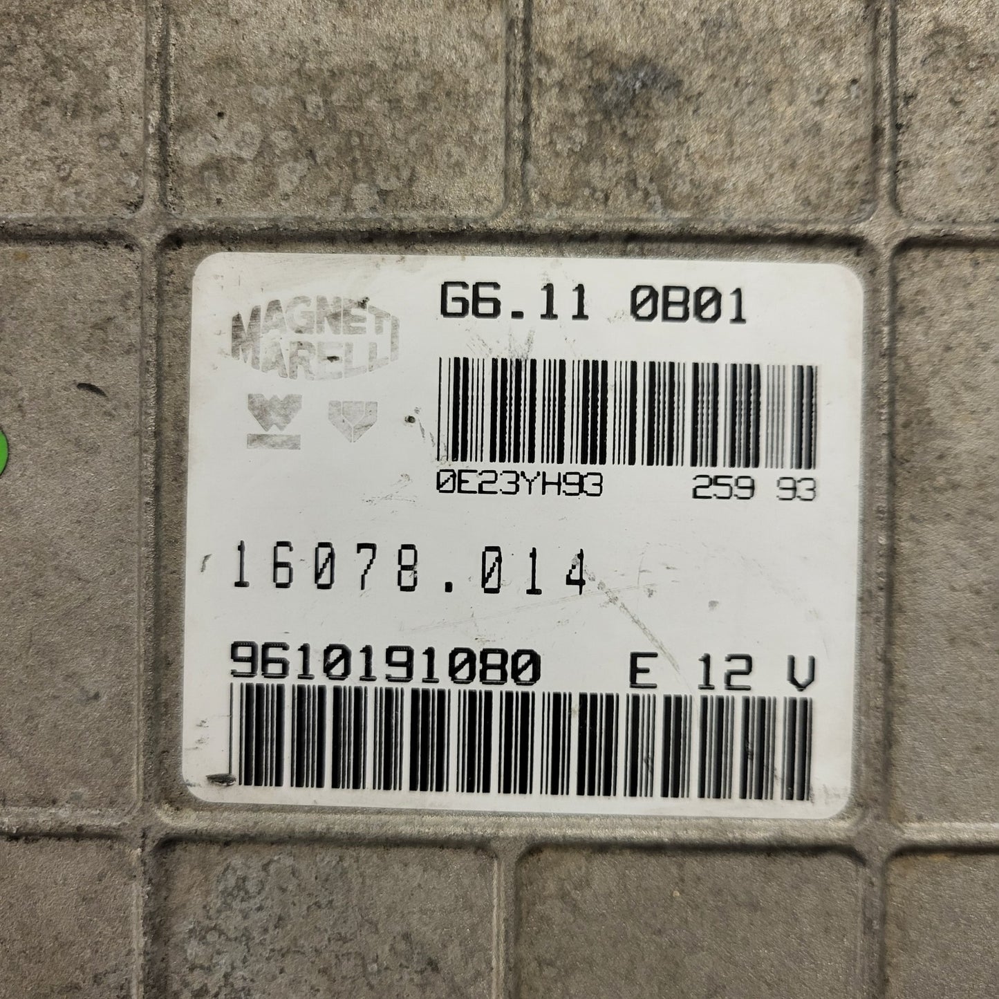 Citroen Peugeot PSA ECU / G6.11 / 16078.014 / 9610191080 / MAGNETI MARELLI 