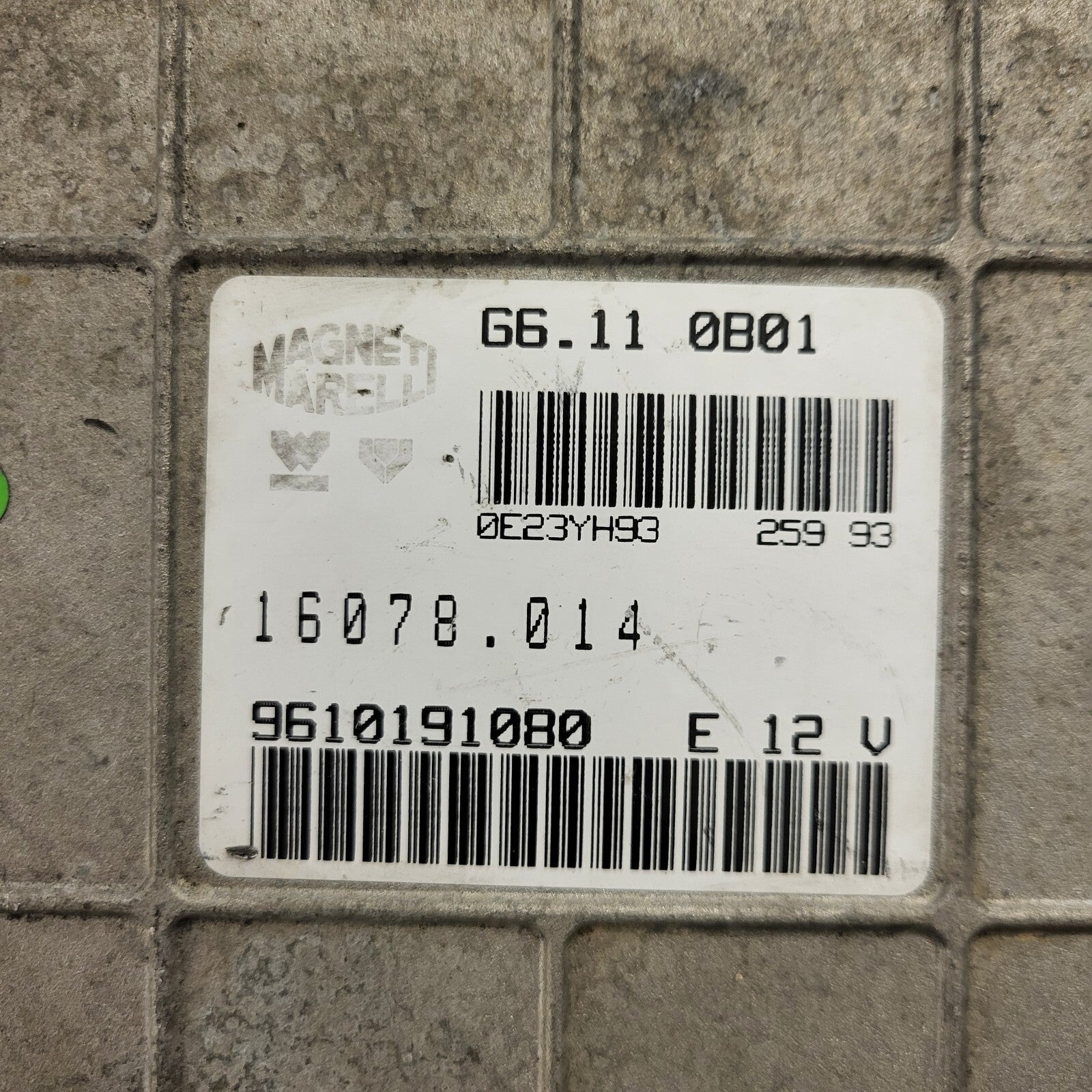 Citroen Peugeot PSA ECU / G6.11 / 16078.014 / 9610191080 / MAGNETI MARELLI 