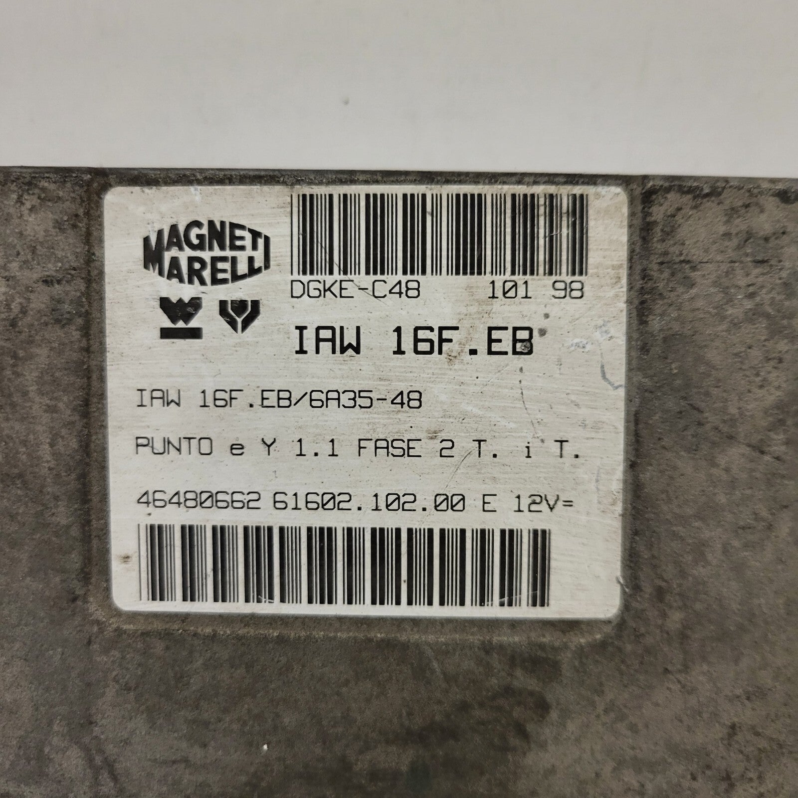 FIAT PUNTO LANCIA Y 1.1 ECU / IAW 16F.EB / 46480662 /  61602.102.00 / MAGNETI MA