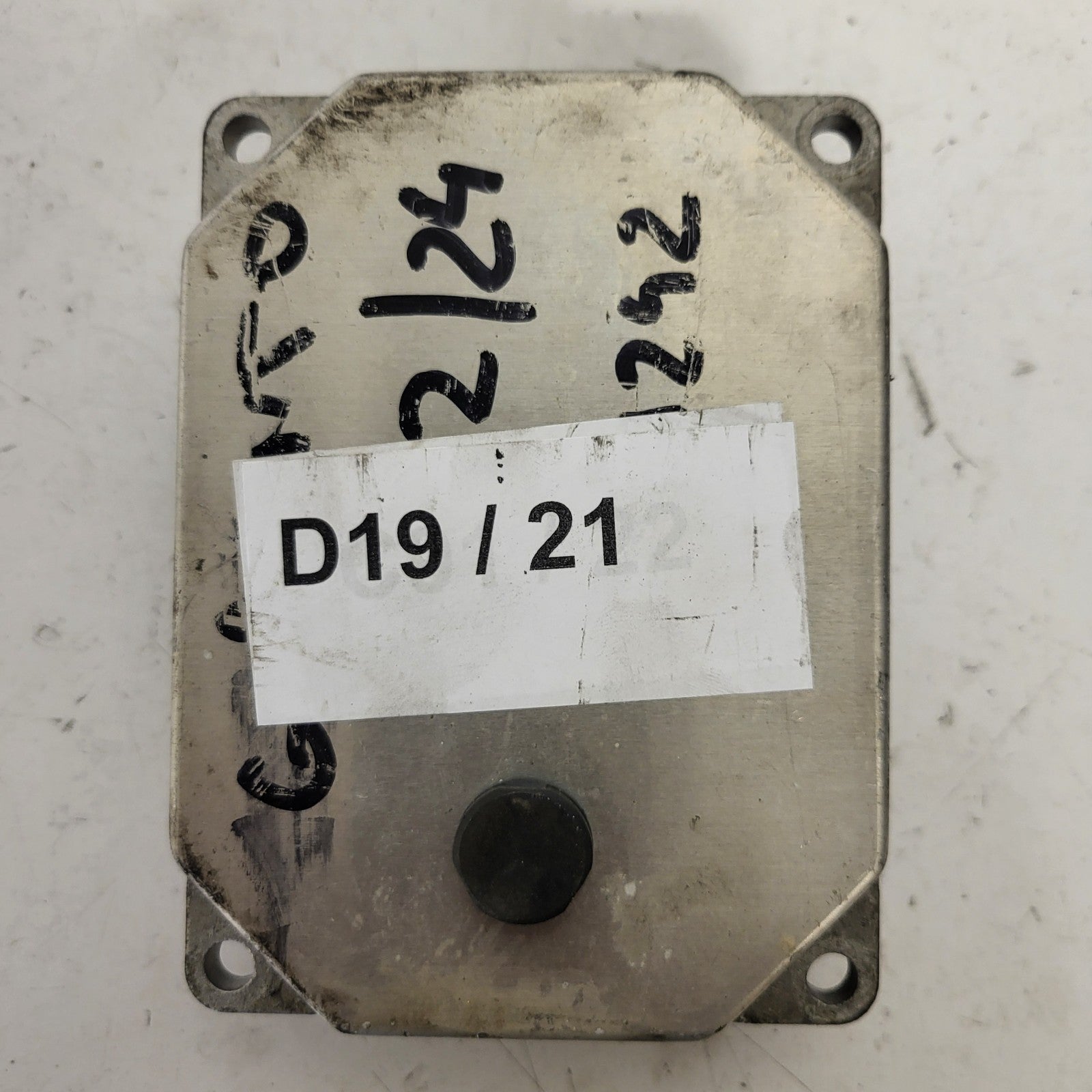 FIAT GRANDE PUNTO ECU / IAW 5SF3.M1 / 51780240 / 61601.098.05 / HW300 IAW5SF3.M1