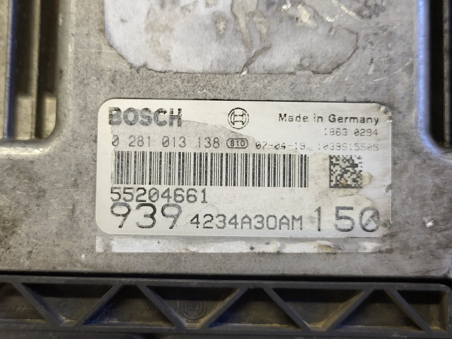 ALFA ROMEO 159 ECU / 0281013138 / 55204661 / 9394234A30AM / 1039S15505 / BOSCH
