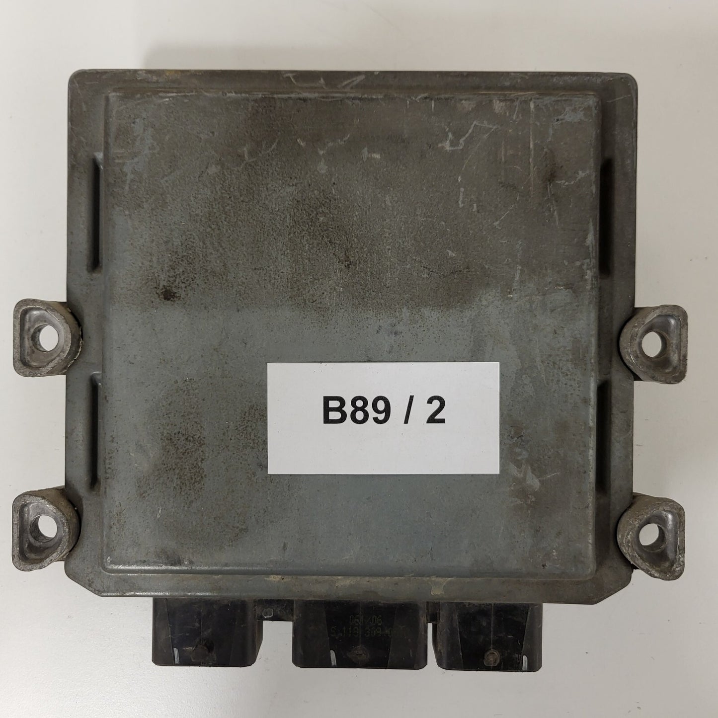 FORD FIESTA ECU / 7S61-12A650-AA / 5WS40433A-T / 2CLA / SID804 / J38AC SIEMENS