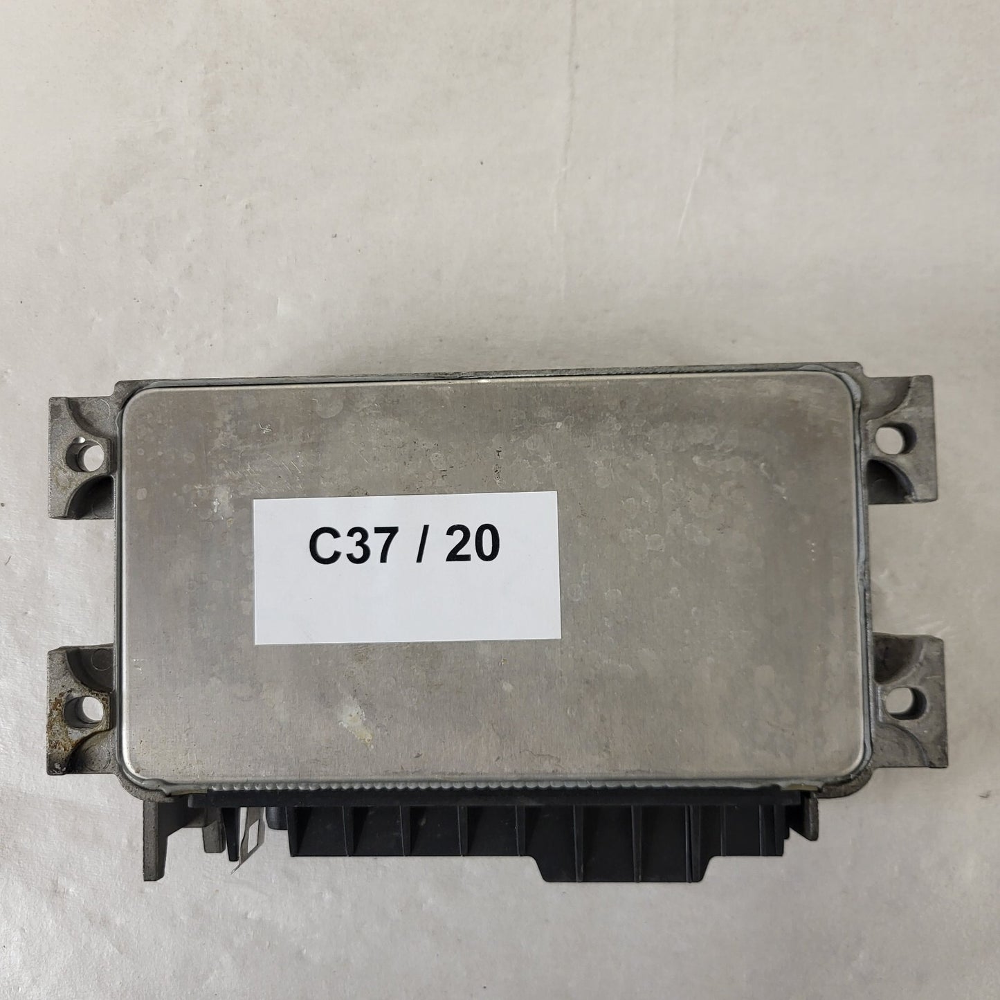 Fiat Punto 1.2 ECU / 46524186 / IAW 16F.E3 / 61602.106.00 / MAGNETI MARELLI