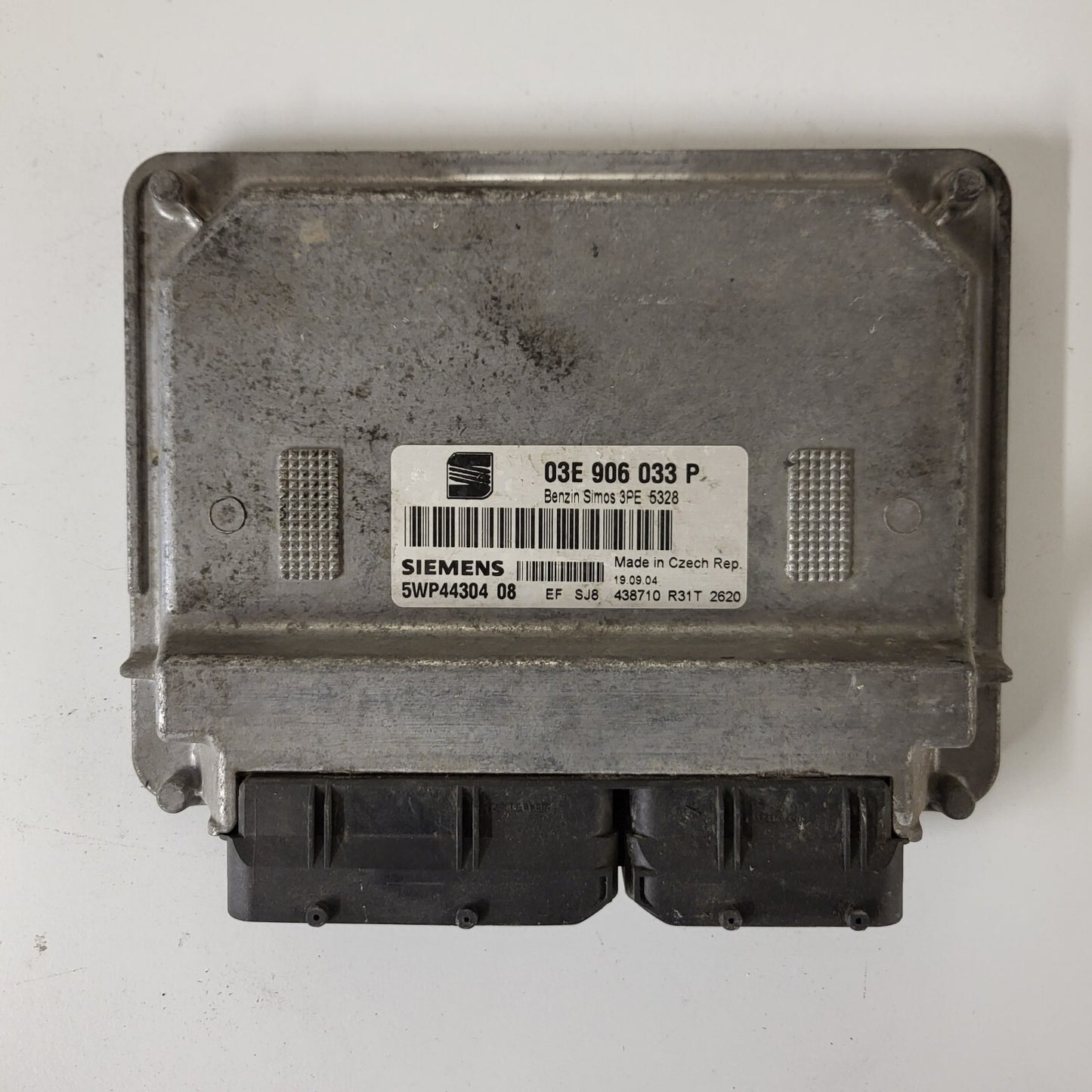 SEAT IBIZA 1.2 ECU / 03E906033P / 5WP44304 08 / SIEMENS
