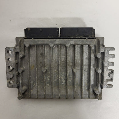 RENAULT CLIO ECU / S110115000A / 8200162378 / 8200029658 / SIRIUS 32N / SIEMENS