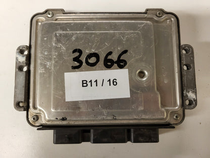 FORD FOCUS ECU / 3M51-12A650-MA / 0281011263 / 1HAA / BOSCH
