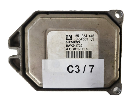 OPEL CORSA TIGRA ECU / 55354446 / S0400501 / 5WK91732 / SIEMENS