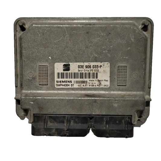 SEAT IBIZA ECU / 03E906033P / 5WP44304 07 / SIEMENS