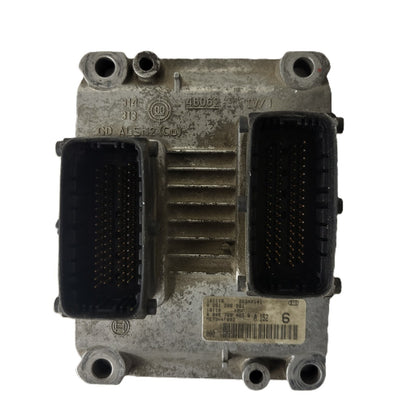 FIAT PUNTO 1.2 ECU / 0261206981 / 00467694030 / BOSCH