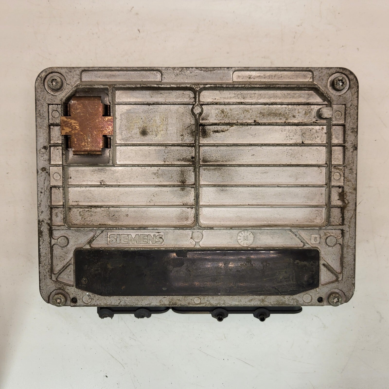 VW AUDI ECU / 06A906019 / 5WP4190 03 / SIEMENS