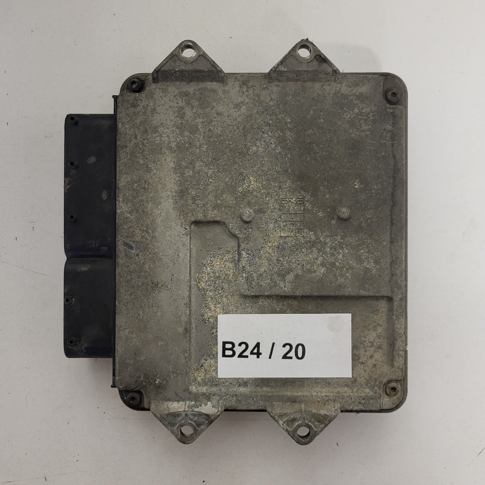 FIAT GRANDE PUNTO ECU / 51806506 / MJD 6F3.PB / HW03P / FPT
