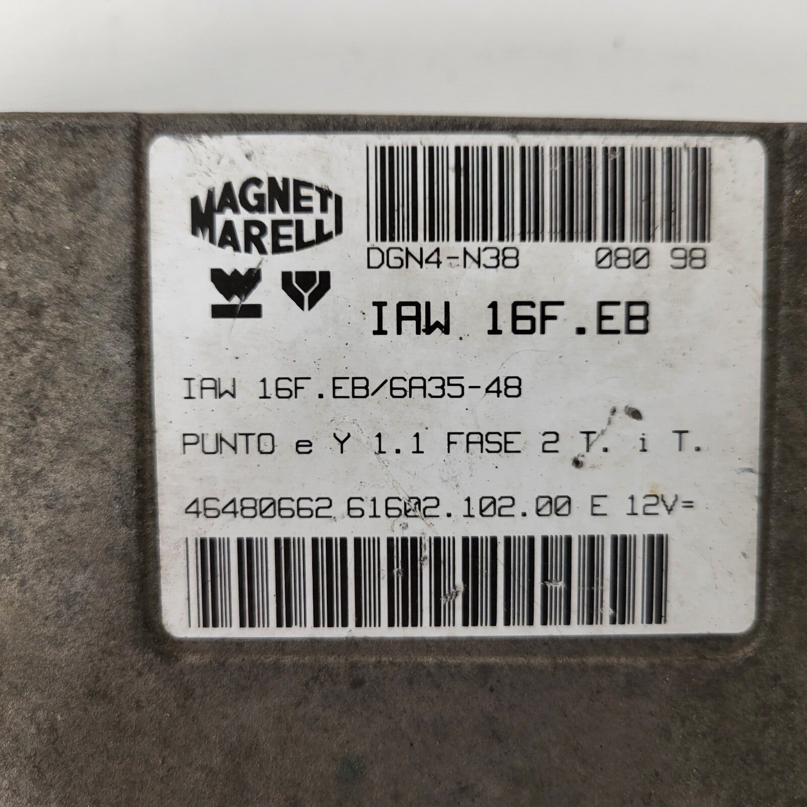 FIAT PUNTO LANCIA Y 1.1 ECU / IAW 16F.EB / 46480662 /  IAW16F.EB / MAGNETI MAREL
