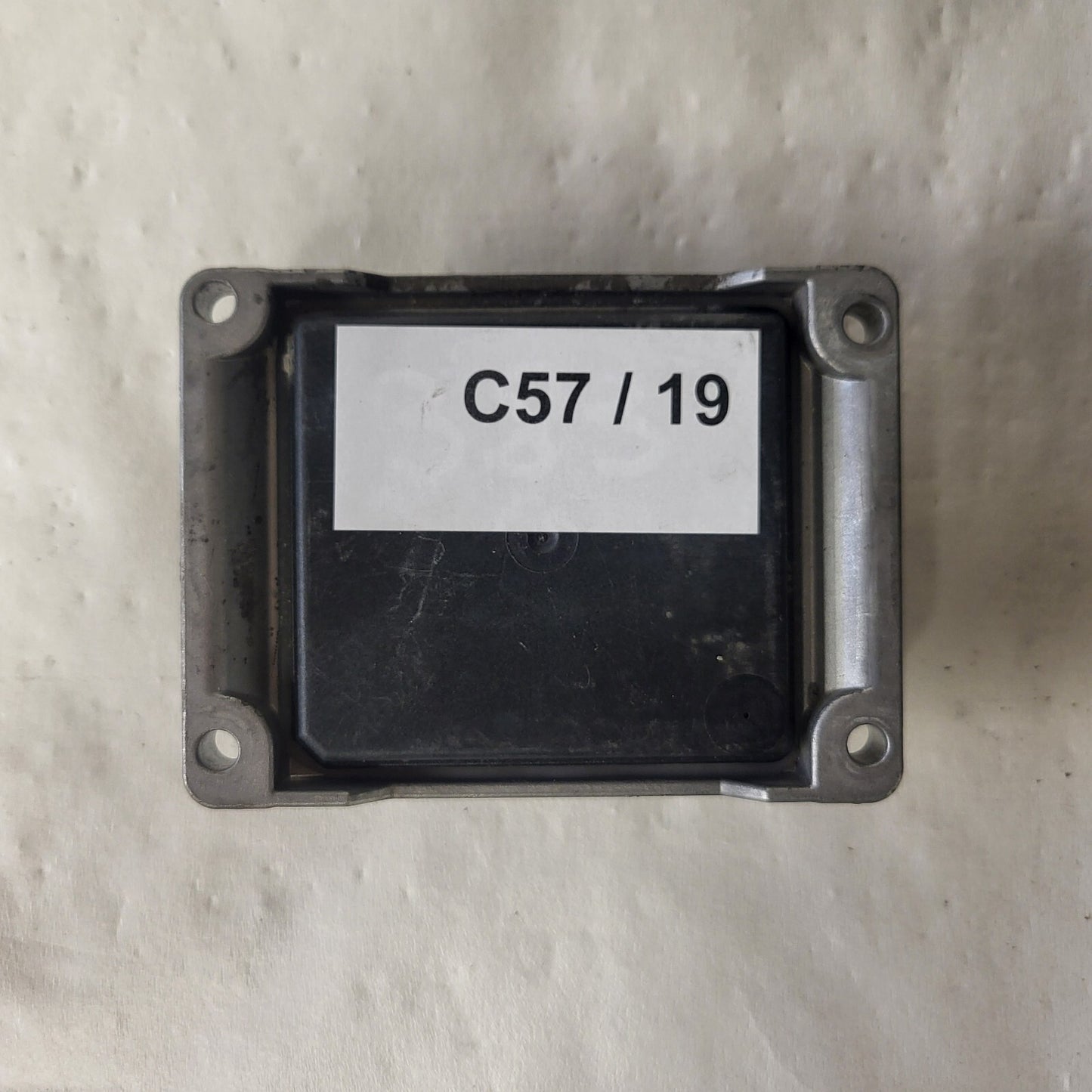 LANCIA YPSILON Y ECU / 0261207088 / 0055191981 / 055191981 / BOSCH