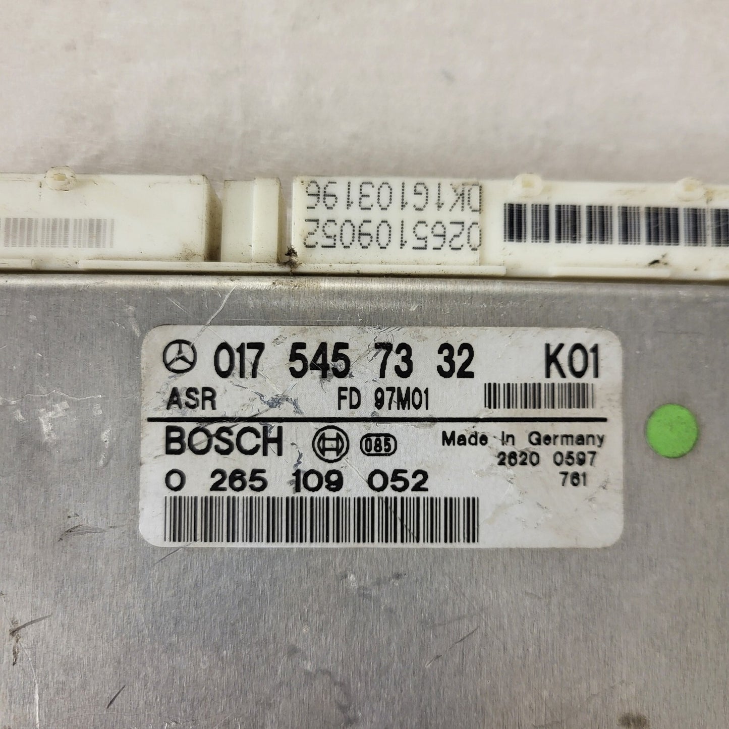 Mercedes asr abs ecu / 0175457332 / 0265109052 / bosch