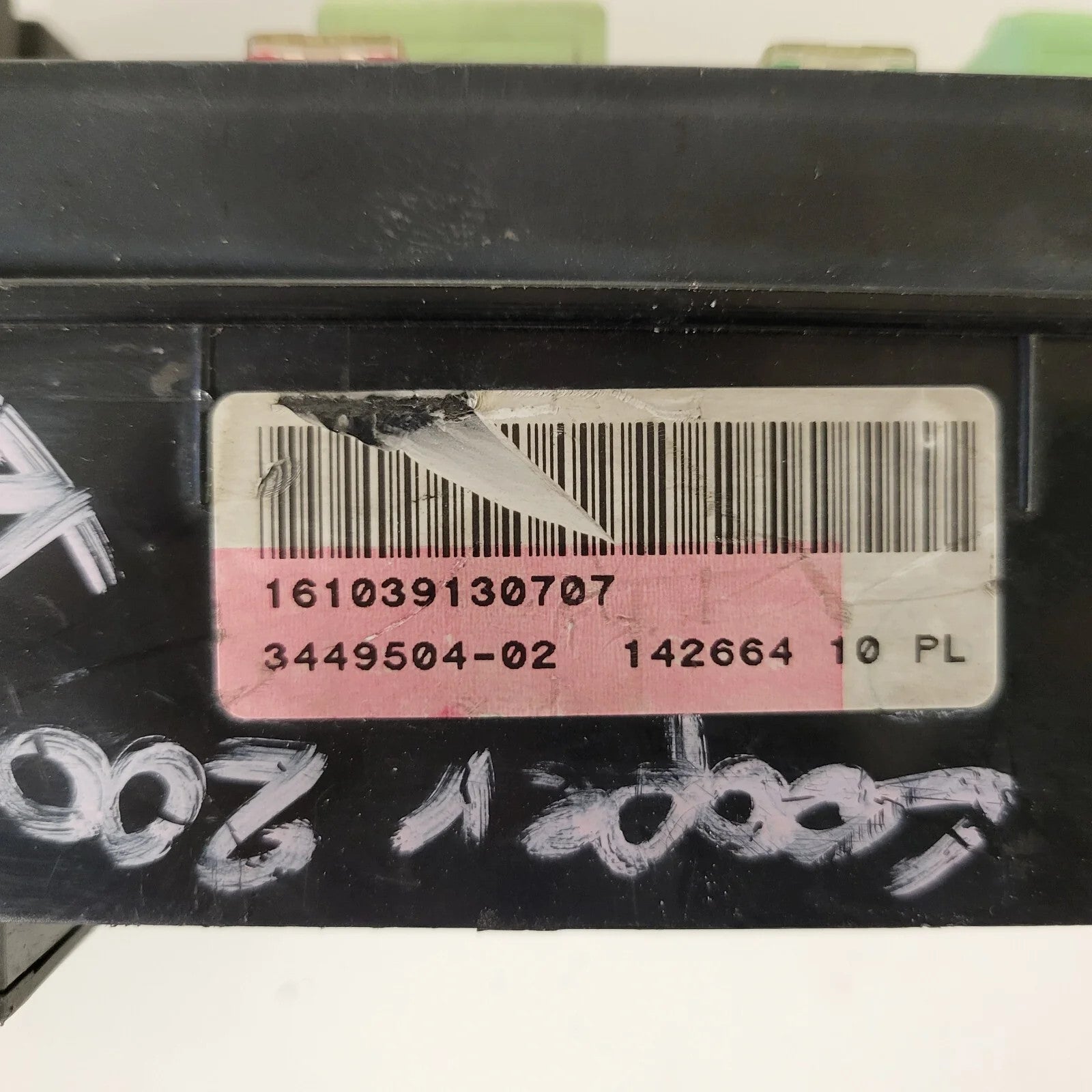 MINI R56 ECU / 3449504-02 / FUSE BOX