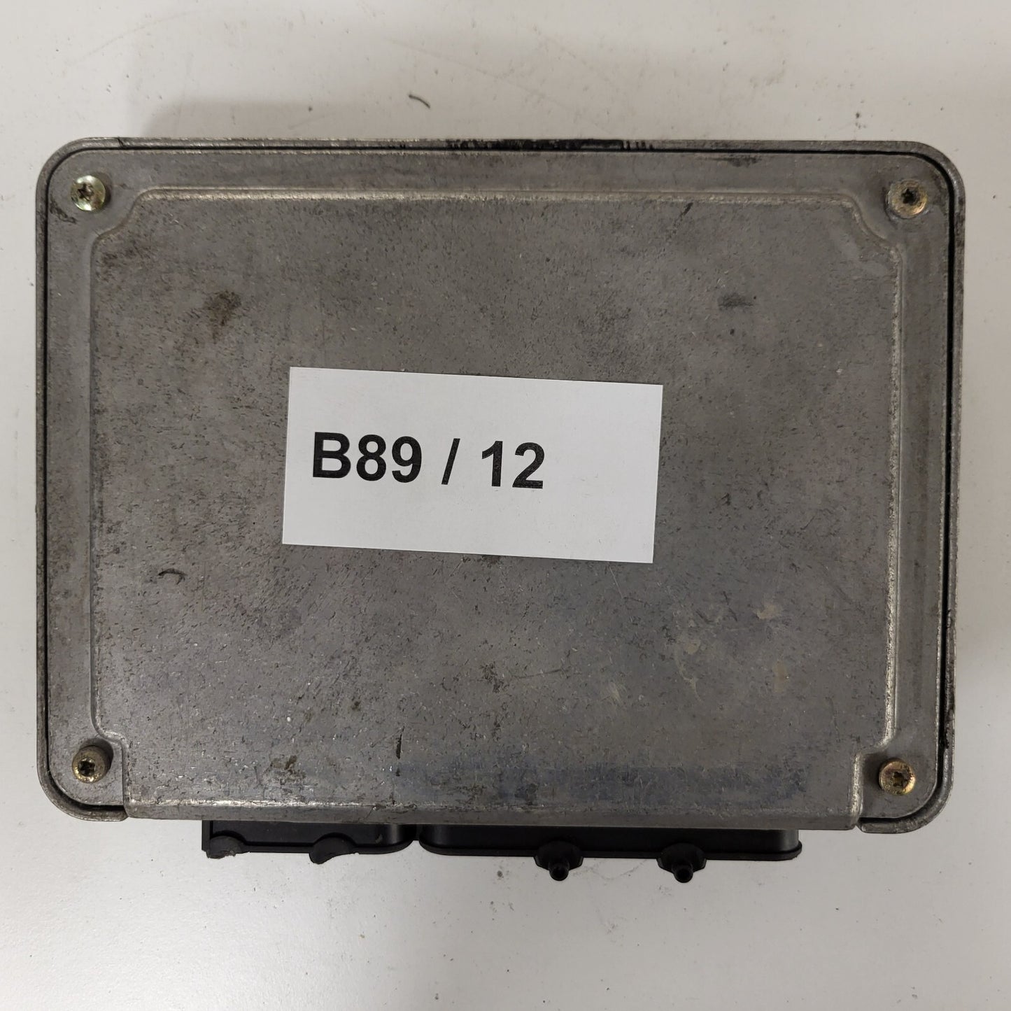 VW PASSAT ECU / 038906018P / 0281001720 / 28SA3664 / BOSCH