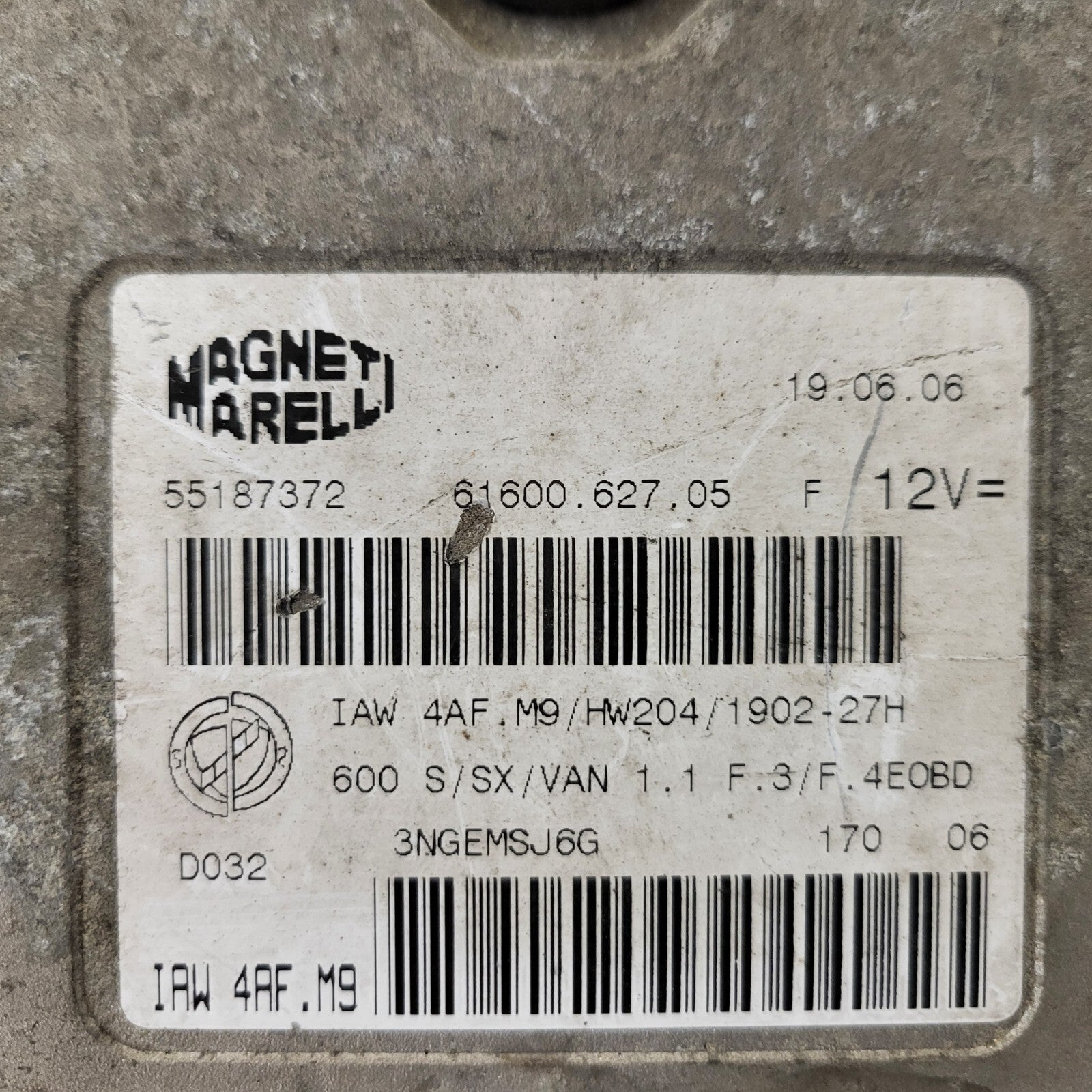 Fiat Seicento 600 ECU / 55187372 / IAW 4AF.M9 / 61600.627.05 / MAGNETI MARELLI