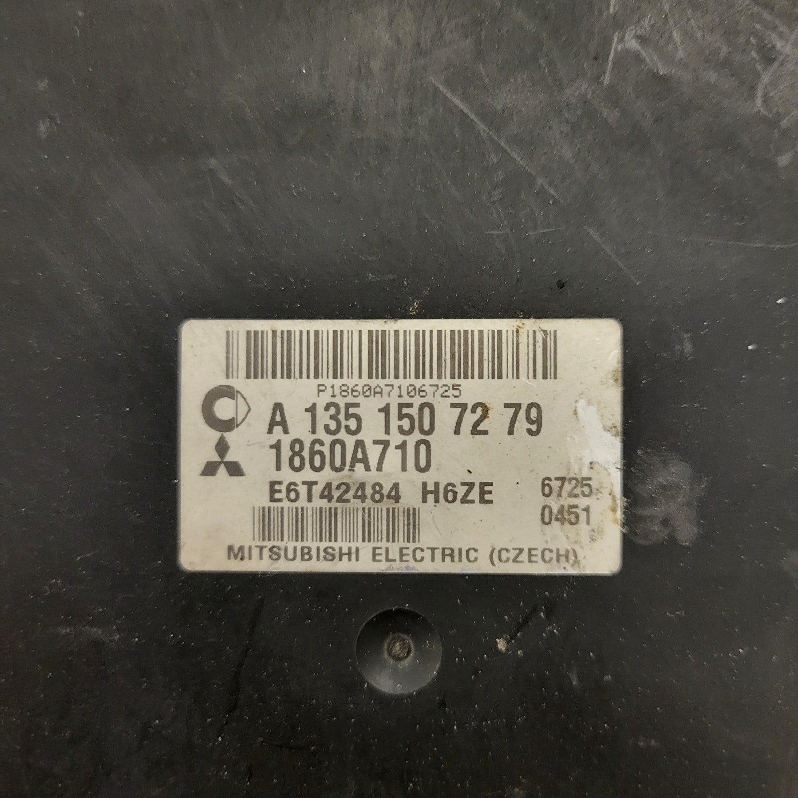 MITSUBISHI COLT ECU / A1351507279 / E6T42484 / 1860A710 / H6ZE