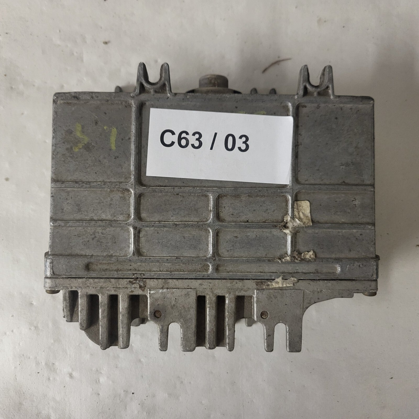 VOLKSWAGEN POLO 6N ECU / 0261204593 / 6K0906027E / BOSCH