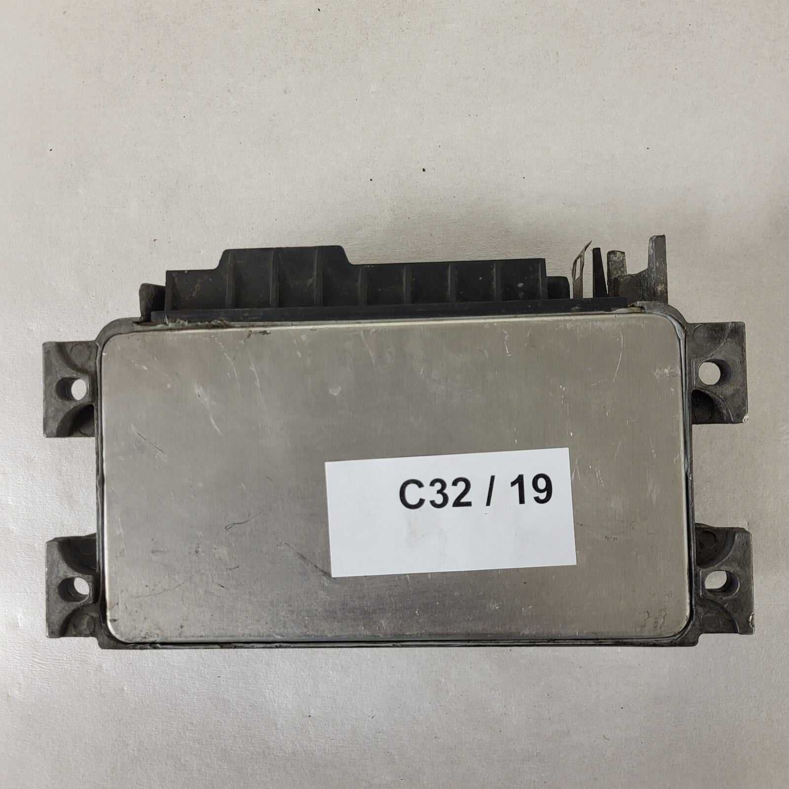 Fiat Punto 1.2 ECU / 46545152 / IAW 16F.E3 / 61602.106.02 / MARELLI