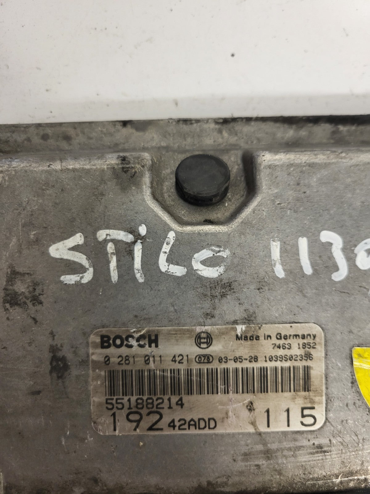 Fiat STILO 1.9 ECU / 0281011421 / 55188214 / BOSCH