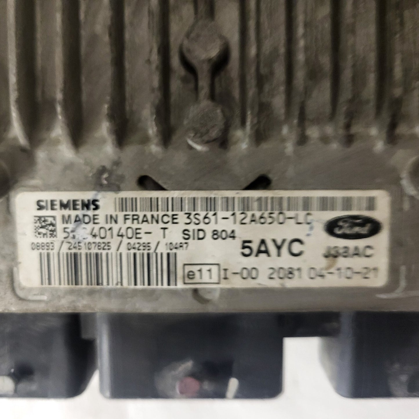 FORD FIESTA ECU / 3S61-12A650-LC / 5WS40140E-T / 5AYC / SID804 / J38A SIEMENS