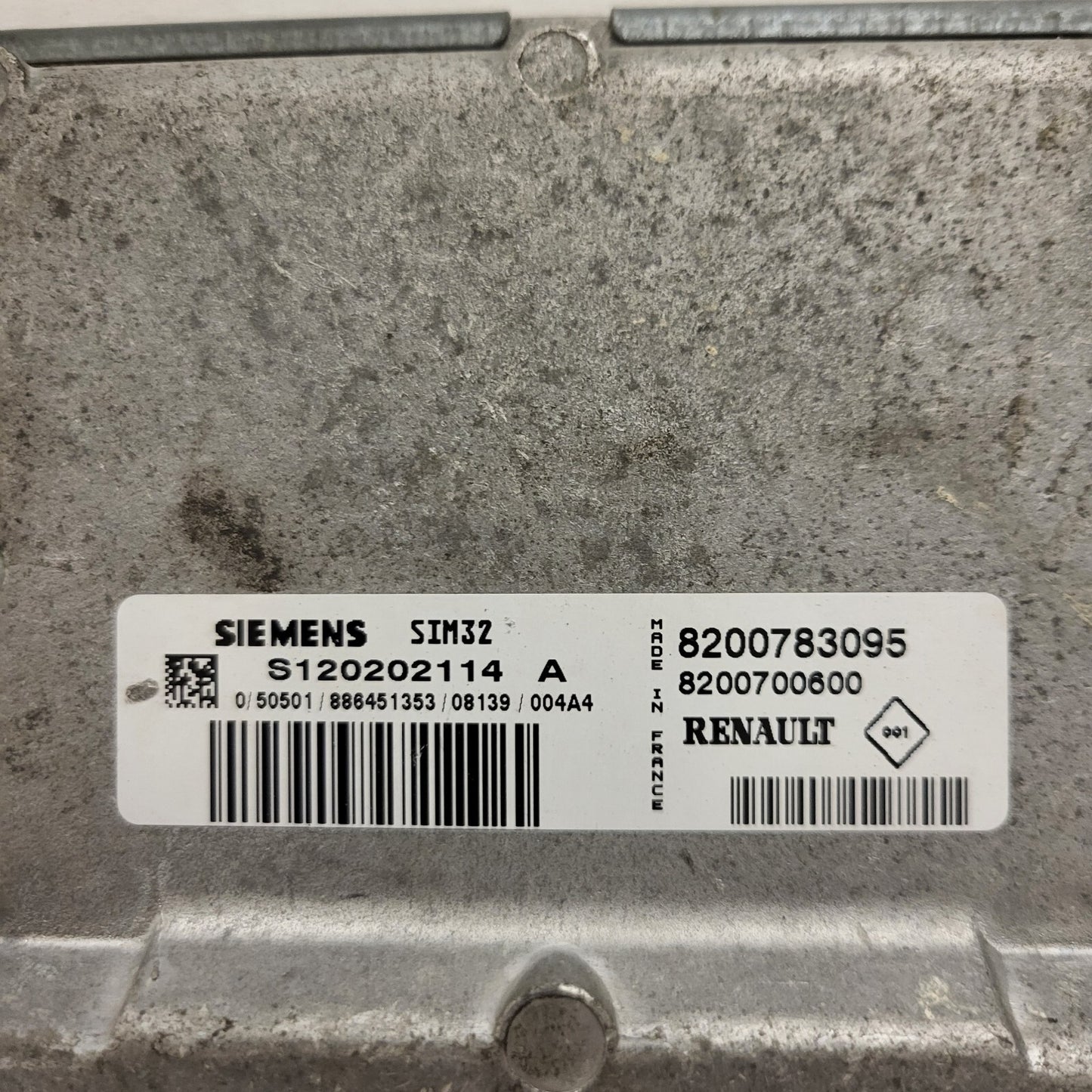 Renault Clio ECU / S120202114A / 8200783095 / 8200700600 / SIEMENS