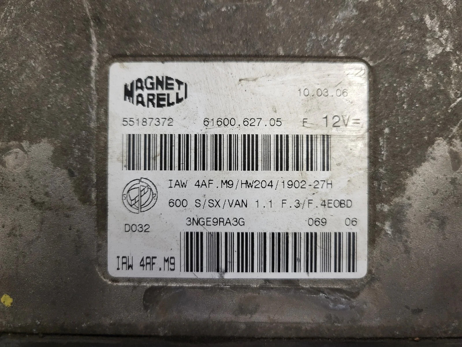 Fiat Seicento 600 ECU / 55187372 / IAW 4AF.M9 / 61600.627.05 / MAGNETI MARELLI