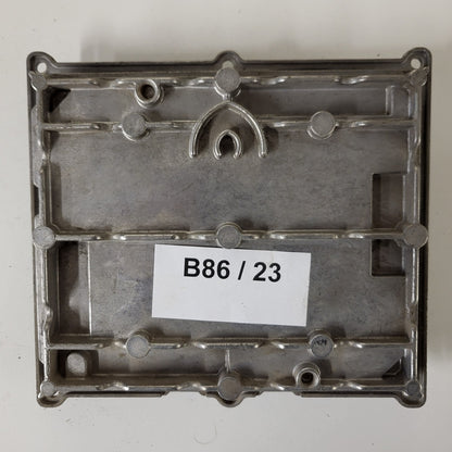 SMART FORTWO ECU / 0261205005 / 0003107V007 / BOSCH