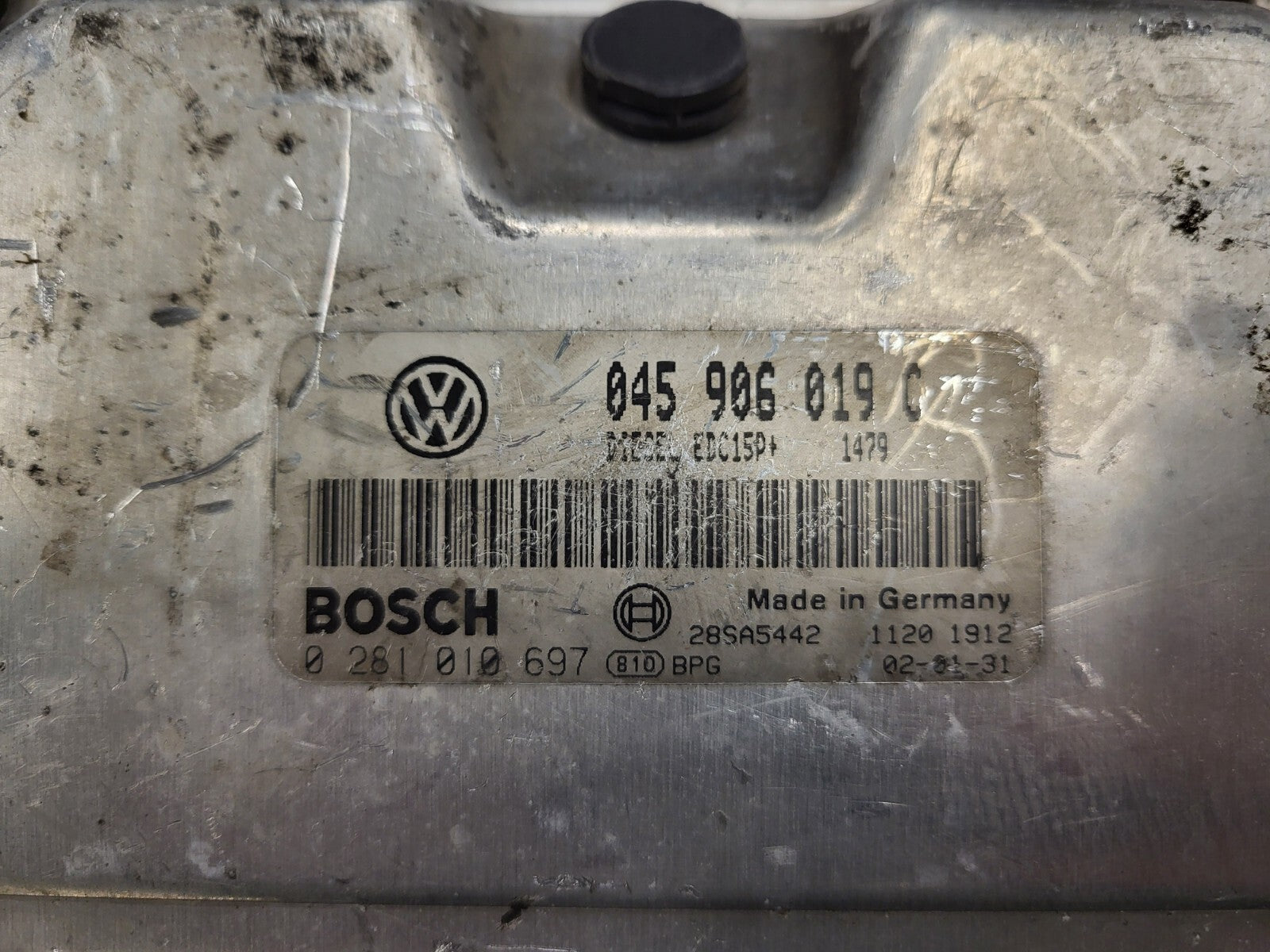 VW VAG POLO GOLF ECU / 045906019C / 0281010697 / EDC15P+ / BOSCH