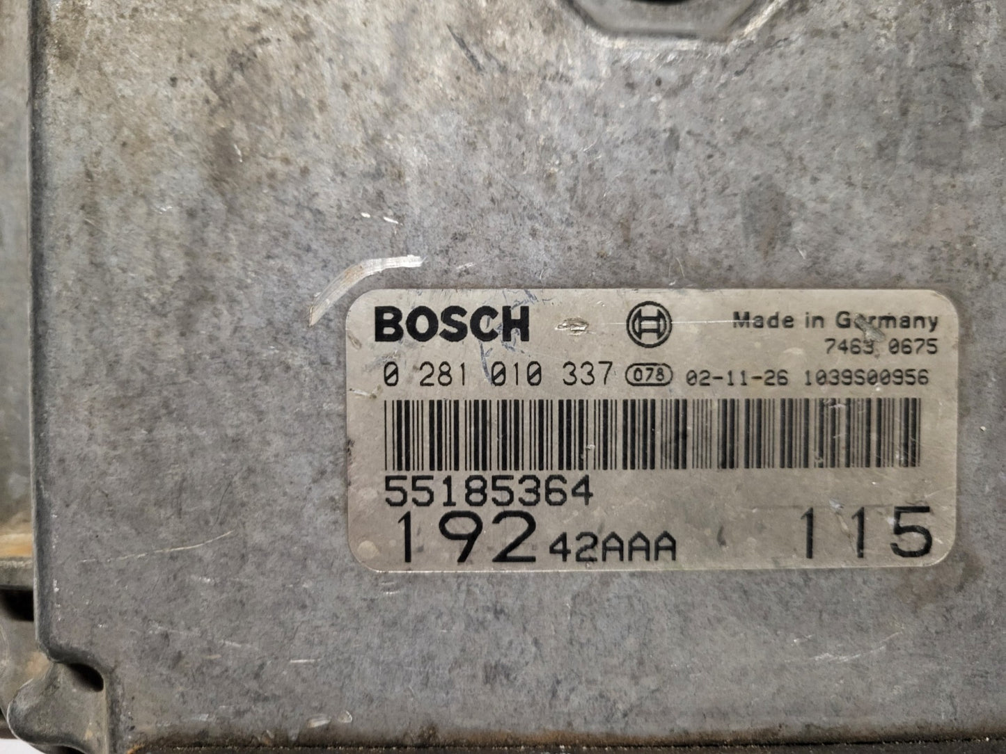 Fiat Stilo 1.9 JTD ECU / 0281010337 / 55185364 / BOSCH