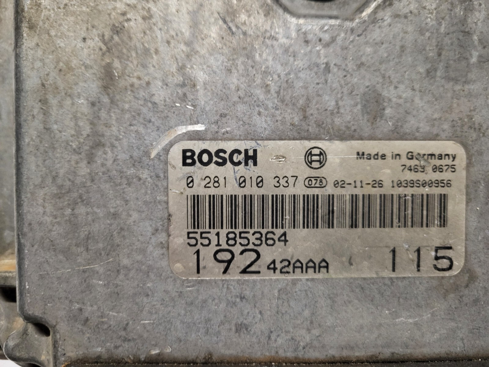 Fiat Stilo 1.9 JTD ECU / 0281010337 / 55185364 / BOSCH