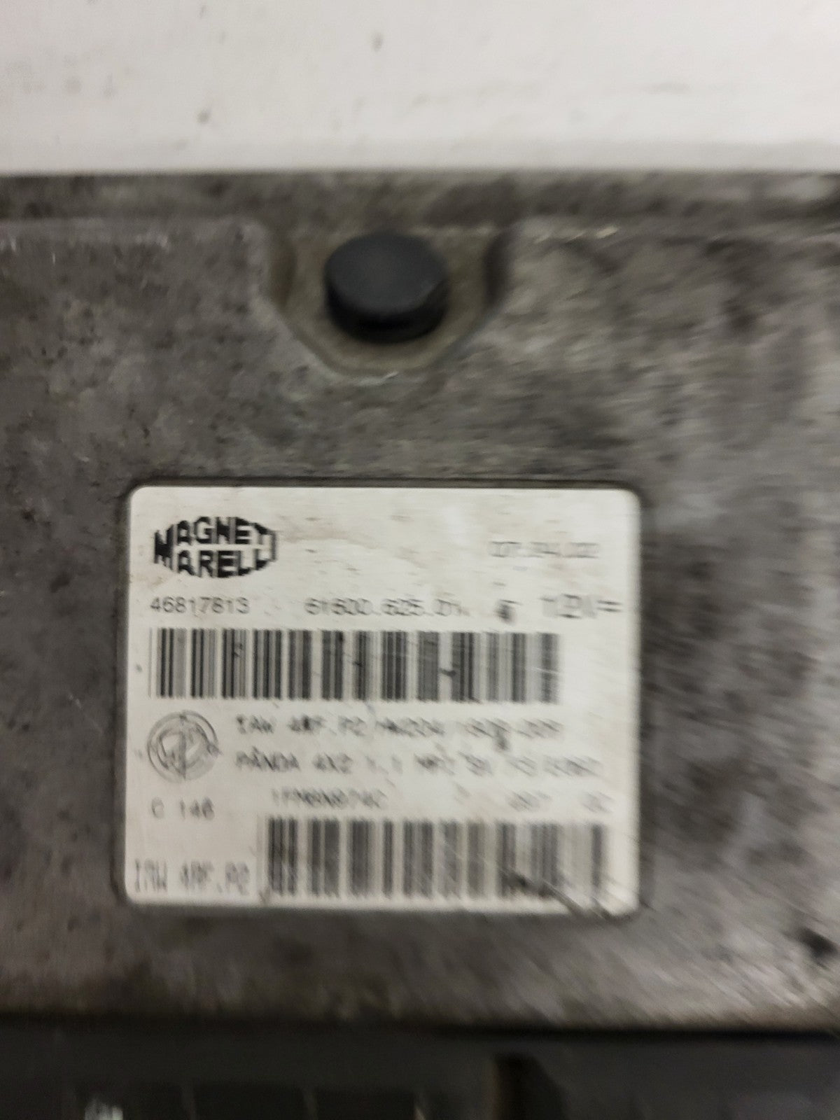FIAT PANDA 1.1 ECU / 46817813 / IAW 4AF.P2 / 61600.625.01 / MAGNETI MARELLI