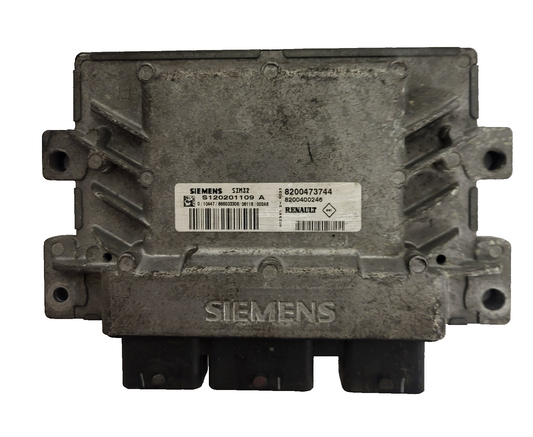 RENAULT ECU / S120201109A / SIM32 / 8200473744 / 8200400246 / SIEMENS