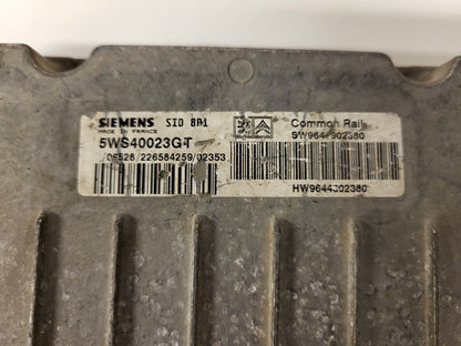 PEUGEOT CITROEN ECU / 5WS40023G-T / 9647902380 / 9644302380 / SID801 / SIEMENS