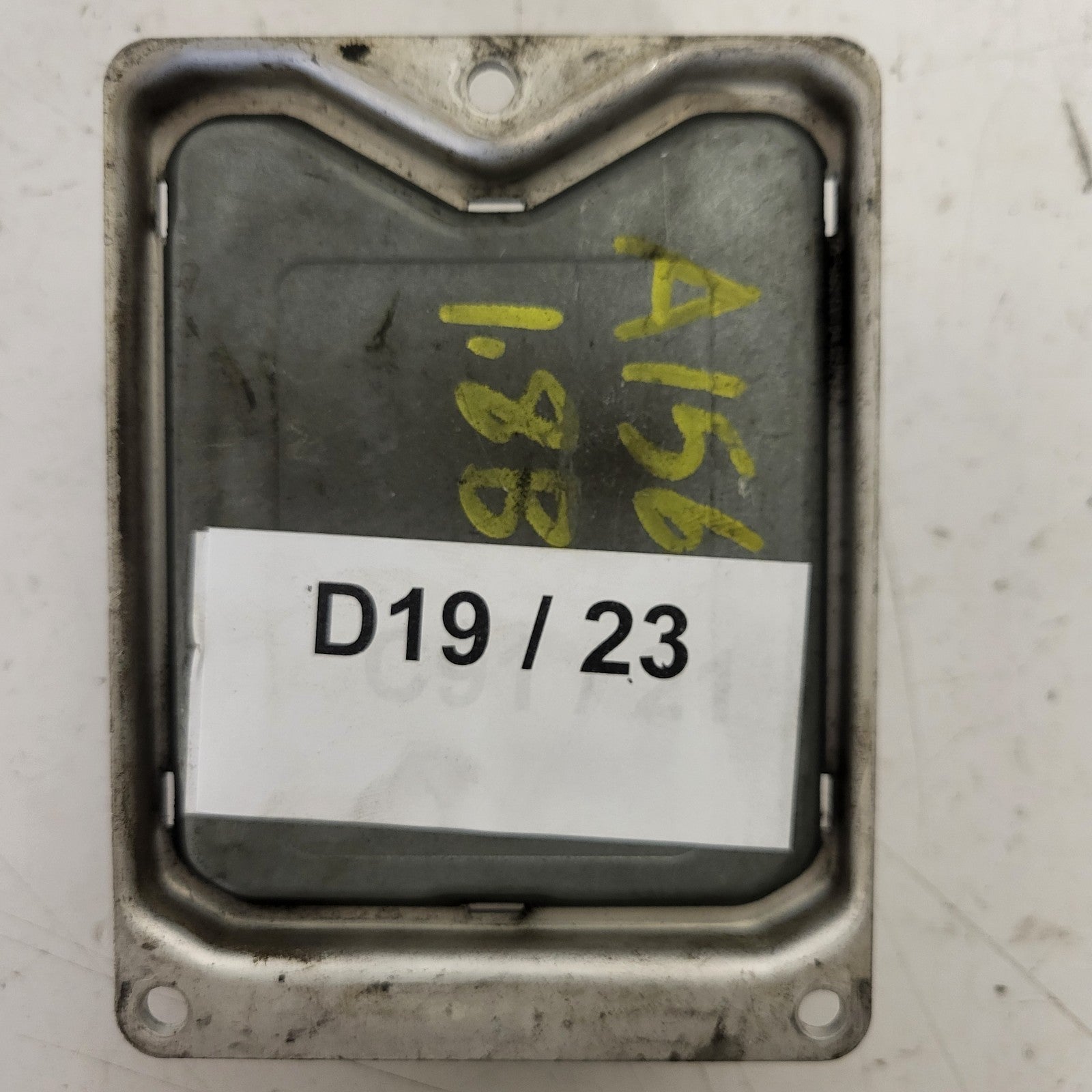 ALFA ROMEO 156 ECU / 0261204947 / 00465487490 / BOSCH