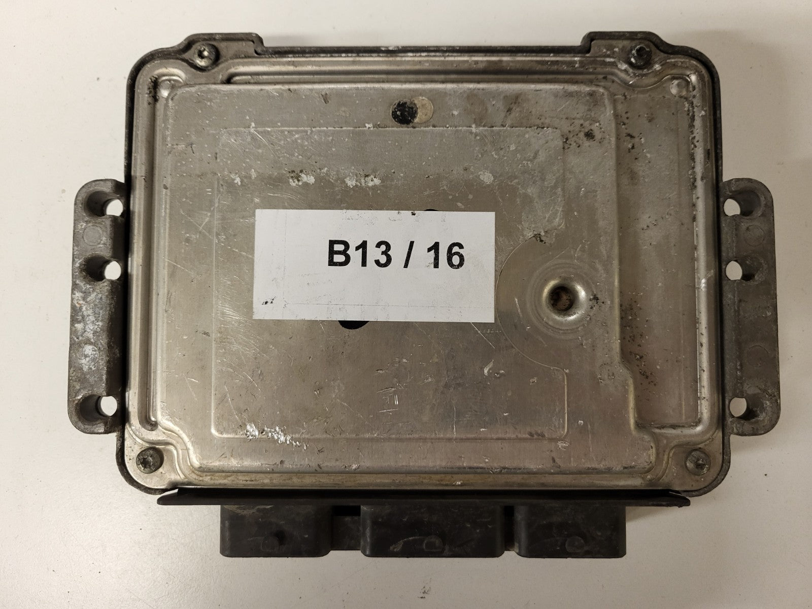 FORD FIESTA FUSION ECU / 5S61-12A650-ED / 6BSD / 0281012249 / BOSCH